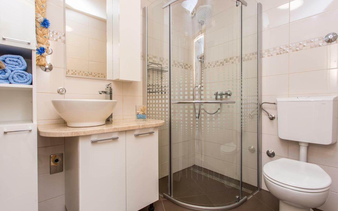 Holiday Home Eredita Milohnici Exterior foto